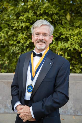 Terry Lowe wins alumni medal