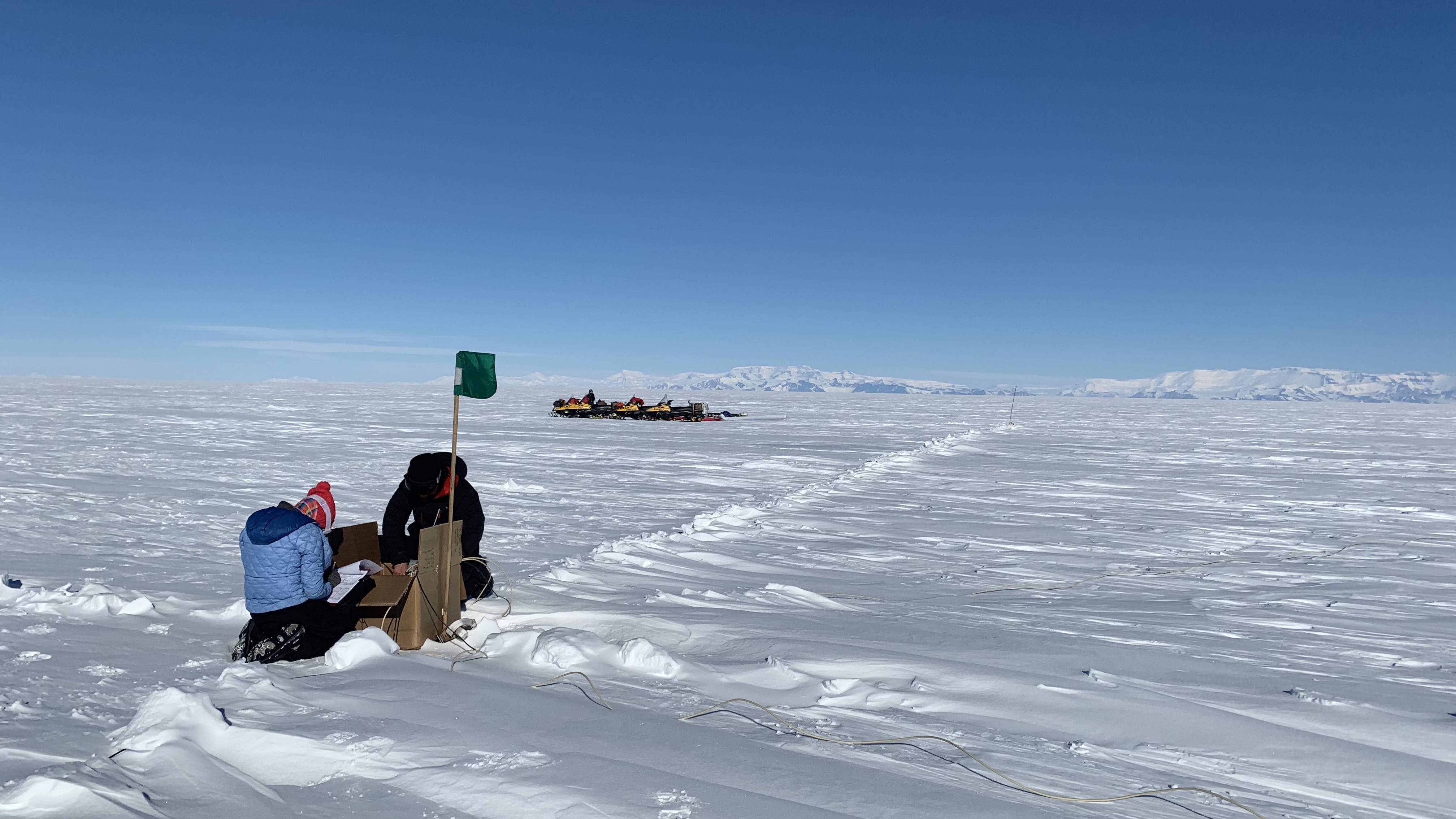 Massive Groundwater Systems Lie Beneath Antarctic Ice - Eos