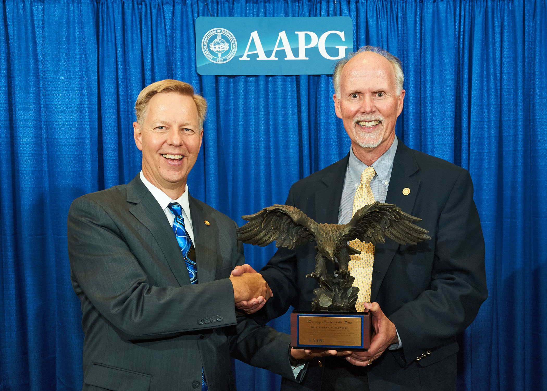 Sonnenberg receives two high honors at AAPG Annual Meeting Colorado