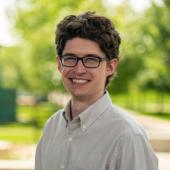 headshot of rob thompson