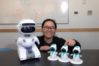Ruchen Wen with robots