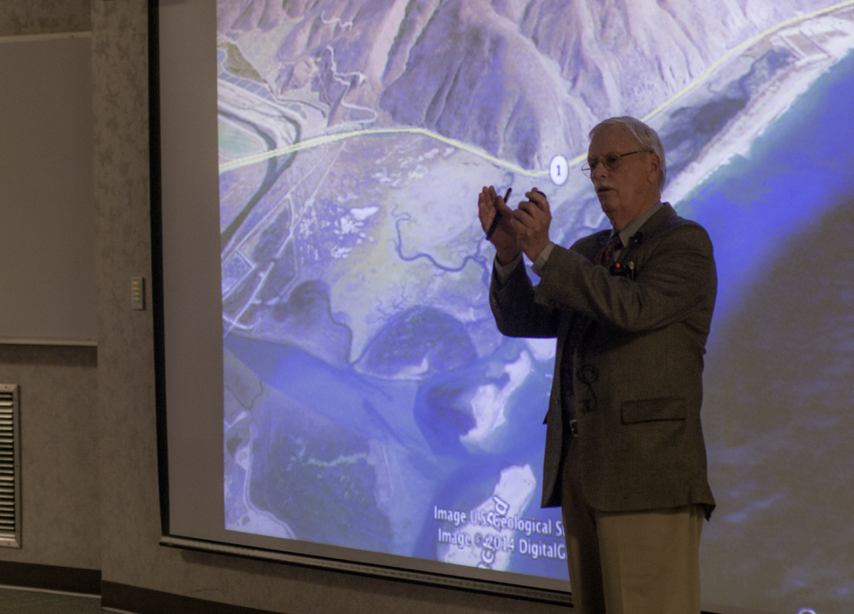 Professor Emertius John Warme reminisces on past expeditions during his keynote speech.